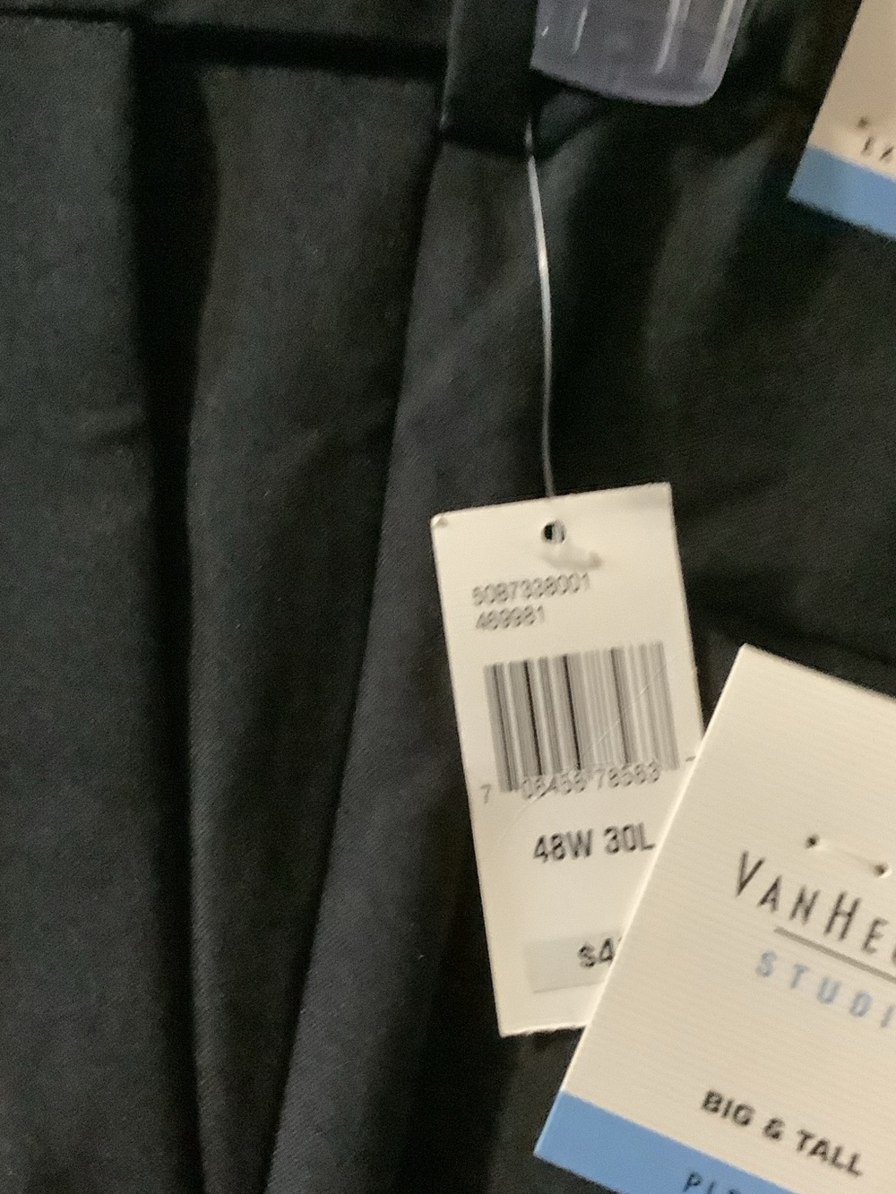 Van Heusen Black Dress Pants with Pleats, 48/30, new - Picture 3 of 8